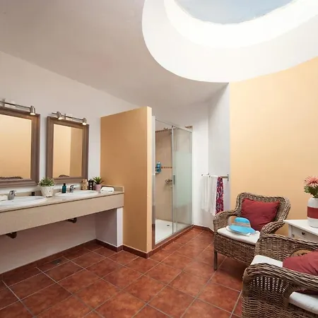 Villa Nikki Puerto Del Carmen *